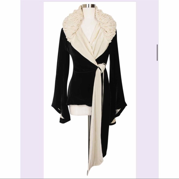 Trashy Diva Jackets & Blazers - Trashy Diva Velvet Garbo coat RARE